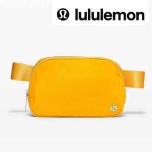Lululemon Everywhere Belt Bag 1L- Honey Lemon Yellow (rare color) with metal zip